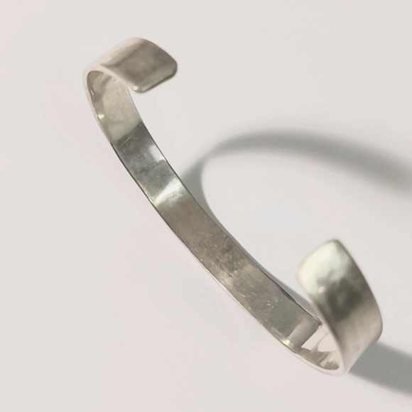 1950'S Mexican Hallmarked Sterling Silver Bracelet - Picture 6 of 15